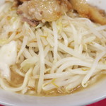 ラーメン二郎 - ヤサイ（そのまま）