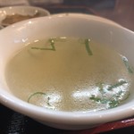中国酒家 燈 - ランチのスープ
