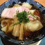 柴崎亭 - ワンタン中華そば  950円