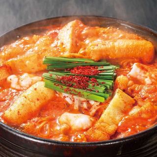 一番人気 宴会に最適 名物赤から鍋コース 全9品 2時間飲み放題 クーポン利用で500円off 赤から 蒲田店 蒲田 鍋 その他 食べログ