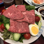 坂牛 - ローストビーフサラダ  600円