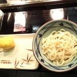 丸亀製麺 - この日は無料のかけうどん(並)とたまご天(2019.05.31)