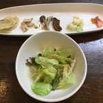 ヴィンコロ - 前菜 salad ( ´θ｀)