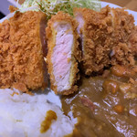 えいすけ - ロースカツの断面。