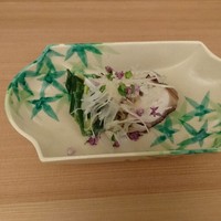 日本料理 晴山 - 美しい春紅葉の 器