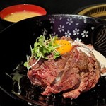 夜桜 - ローストビーフ丼