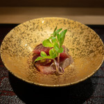 東麻布 天本 - カツオ漬け