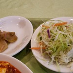 中国料理 養源郷 - サラダです。