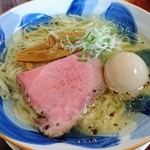 さんくるげ - 塩らぁ麺。かなりレベルの高い仕上がり。