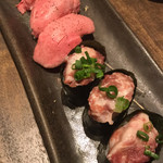上野肉寿司 - 