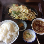 Kouraku - 肉野菜炒めライス  900円