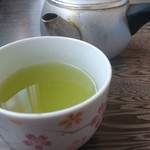 丸井食堂 - 玄米茶