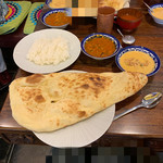 印度料理シタール - シタールランチセット（バターチキン、キーマ、ナン）＋半ライス