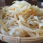 手打ちうどん みや - 麺アップ