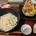 本格讃岐うどん こころ彩 - 