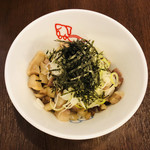 彩色ラーメン きんせい総本家 夢風 - 焼豚丼セット280円税込。焼豚の弾力と旨味が凄い。