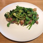 スガハラ - 宮城 黒豚 ロース グリル + 付け合わせの山菜