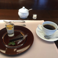 厳選洋食さくらい - ランチデザートと平日ランチサービス珈琲