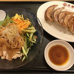 大阪王将 - 炎の棒棒鶏冷麺 餃子セット