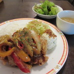 chiisanamachinoshokudoukafemisuthi- - 鶏のからあげ 野菜あんかけソース 890円