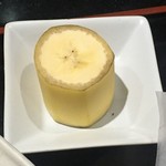 ヌワラ カデ - バナナ