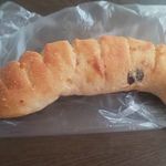 ステイフリー - レーズンとチーズのパン