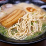 とんこつラーメン まる一 - 