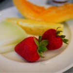 Hyatt Regency Waikiki Beach Resort and Spa - 