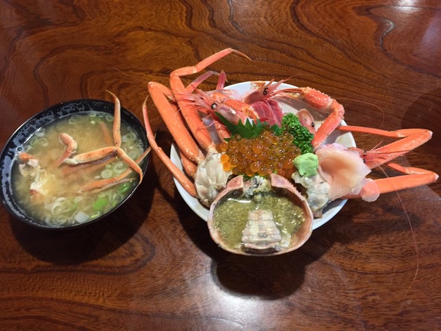 漁師一家が営なむ糸魚川で獲れた新鮮な魚介類が豪快に盛られた海鮮丼 新潟県糸魚川市南押上 By さすらいの旅人 全国各地孤独のグルメ 漁場 傳兵 でんべい 糸魚川 寿司 食べログ 漁師一家が営なむ糸魚川で獲れた新鮮な魚介類が豪快に盛られた海鮮丼 新潟県糸魚川市南押上 By さすらいの旅人 全国各地孤独のグルメ 漁場 傳兵 でんべい 糸魚川 寿司 食べログ