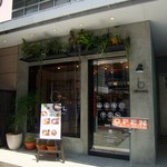 THE_B - スタイリッシュな外観。