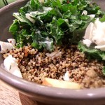 THE_B - 中にはたっぷりのキヌア。
