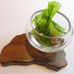 ラ メゾン ドゥ グラシアニ - 神崎郡・牛尾農場みさきキャベツとピューレとシュークルートと油揚げ 神戸ポークのゼリー寄せ