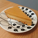 スタイルズケイクス＆カンパニー - キャラメルチョコのタルト トップはキャラメルチョコでコーティング。見た目よりずっしり。ブラックコーヒーにすっごく合います！！