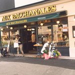 AUX BACCHANALES - 外観