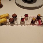 ロオジエ - ミニャルディーズ