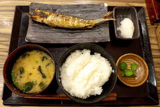 Echigoyajinnai - 大羽いわし（￥600）。美味しいいわしだが、少しごはんが余る傾向なので、玉子か納豆を付けるとベスト