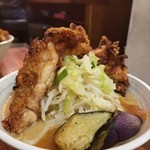 旨辛ラーメン 表裏 - 