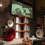 トゥルネラパージュ - 圧巻、ドイツ製2350万円の最高級スピーカーシステム「Trio＋Basshorn3」