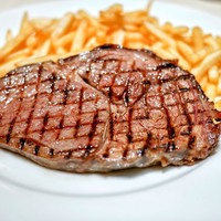 ヌガ - ☆牛リブロースのステーキフリット