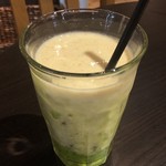 コミンカフェ - キウイ＆ヨーグルトスムージー