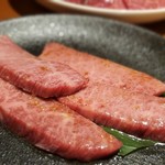 焼肉ホルモン 山水縁 - 