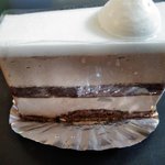 パティスリ・ル・スィエル - ココナッツショコラ（横から）