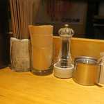 むぎとオリーブ - カウンター上の様子