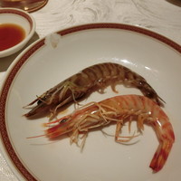 筑紫樓 銀座店 - 活のままと活車海老の踊り