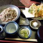 蕎麦喰い処 利めい庵 - 利めい庵 「はぜ天セイロ」