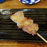 串焼き 巴 - タン（100円）は味噌焼きで