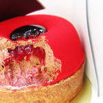 パティスリー ルシェルシェ - ムーラン ルージュの断面  '11 12月