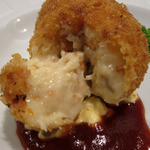グリルフレンチ - カニクリームコロッケ中身