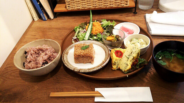 こもれび食堂 コモレビショクドウプラス 浦和 自然食 食べログ こもれび食堂 コモレビショクドウプラス 浦和 自然食 食べログ