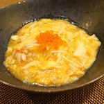 レンゲ - 長井産 イバラガニの ”黄金” 麻婆豆花　鱒の卵のせ